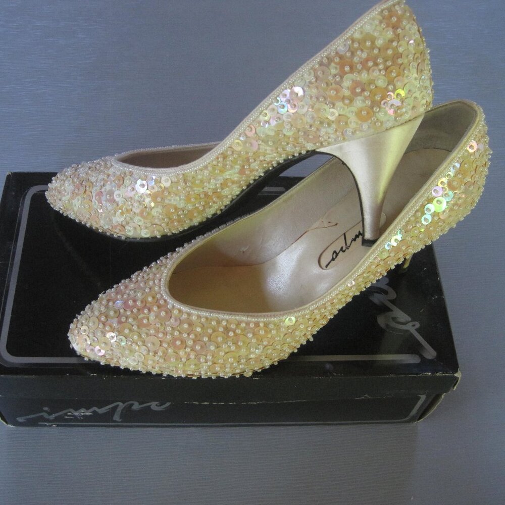 Sapphire Impo shoes Pearl White Sequined:  Style 7950 3 inch heel 9.5B